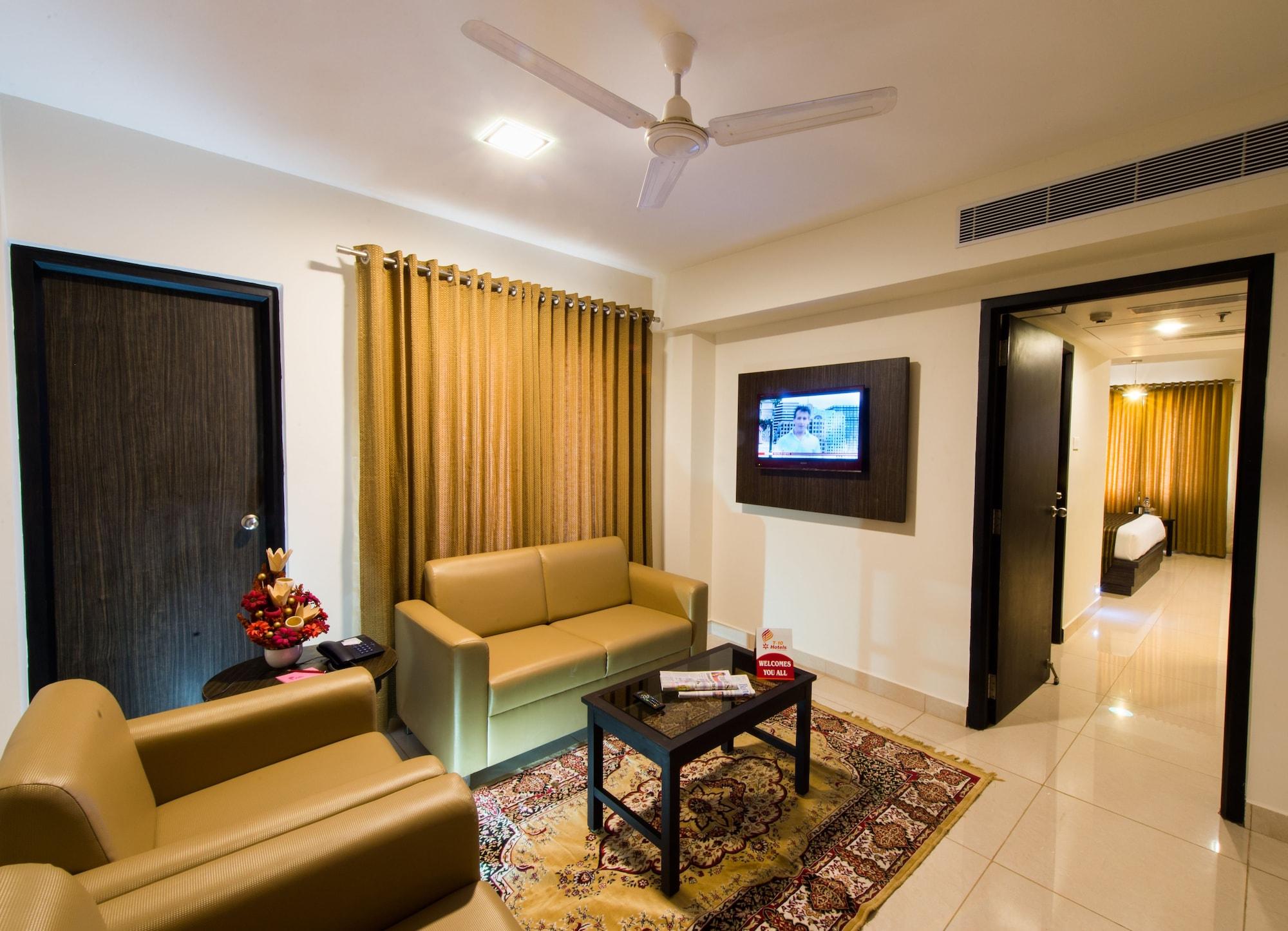 Plaza Hotel Trichy Tiruchirappalli Екстериор снимка