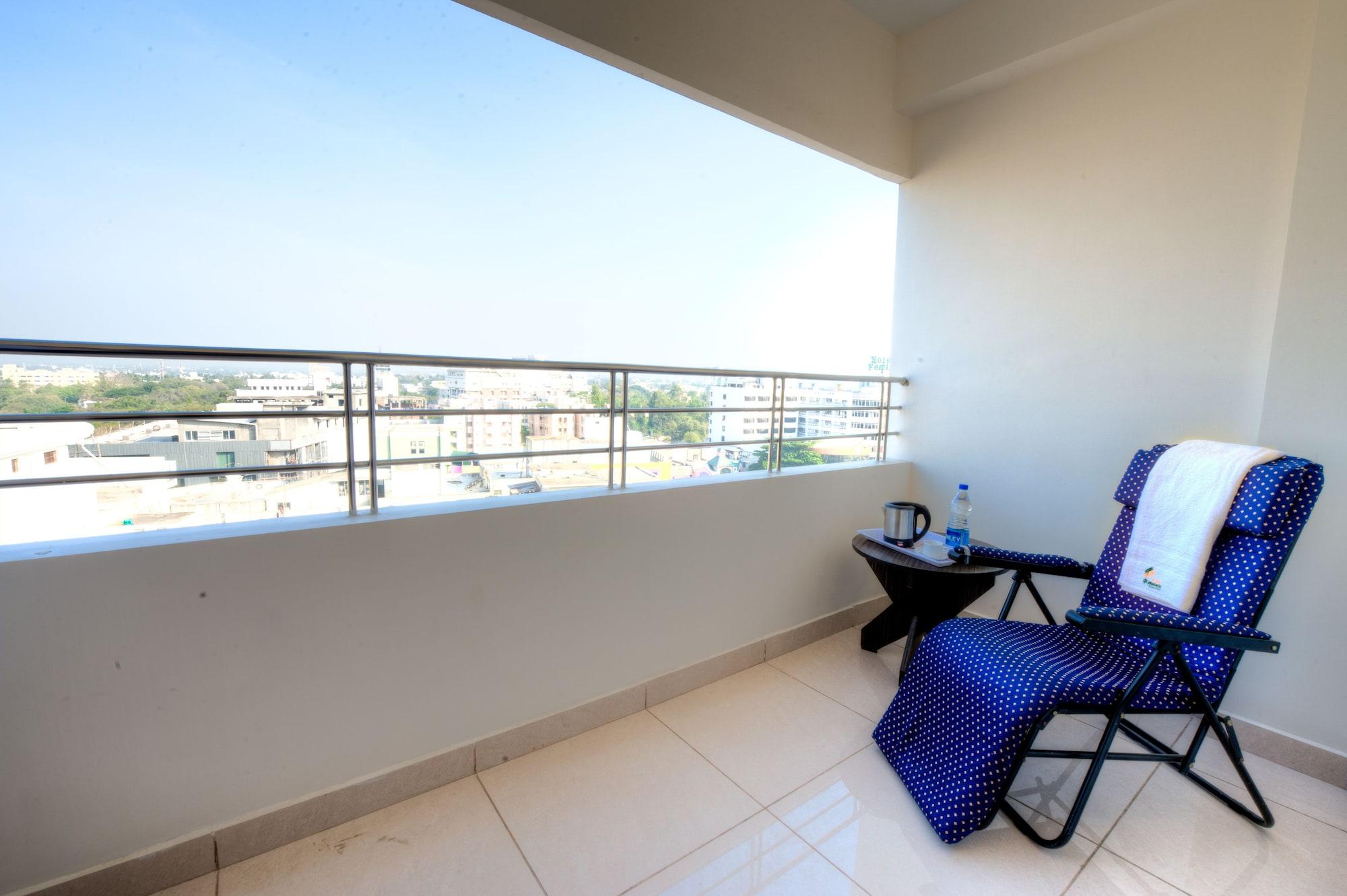 Plaza Hotel Trichy Tiruchirappalli Екстериор снимка