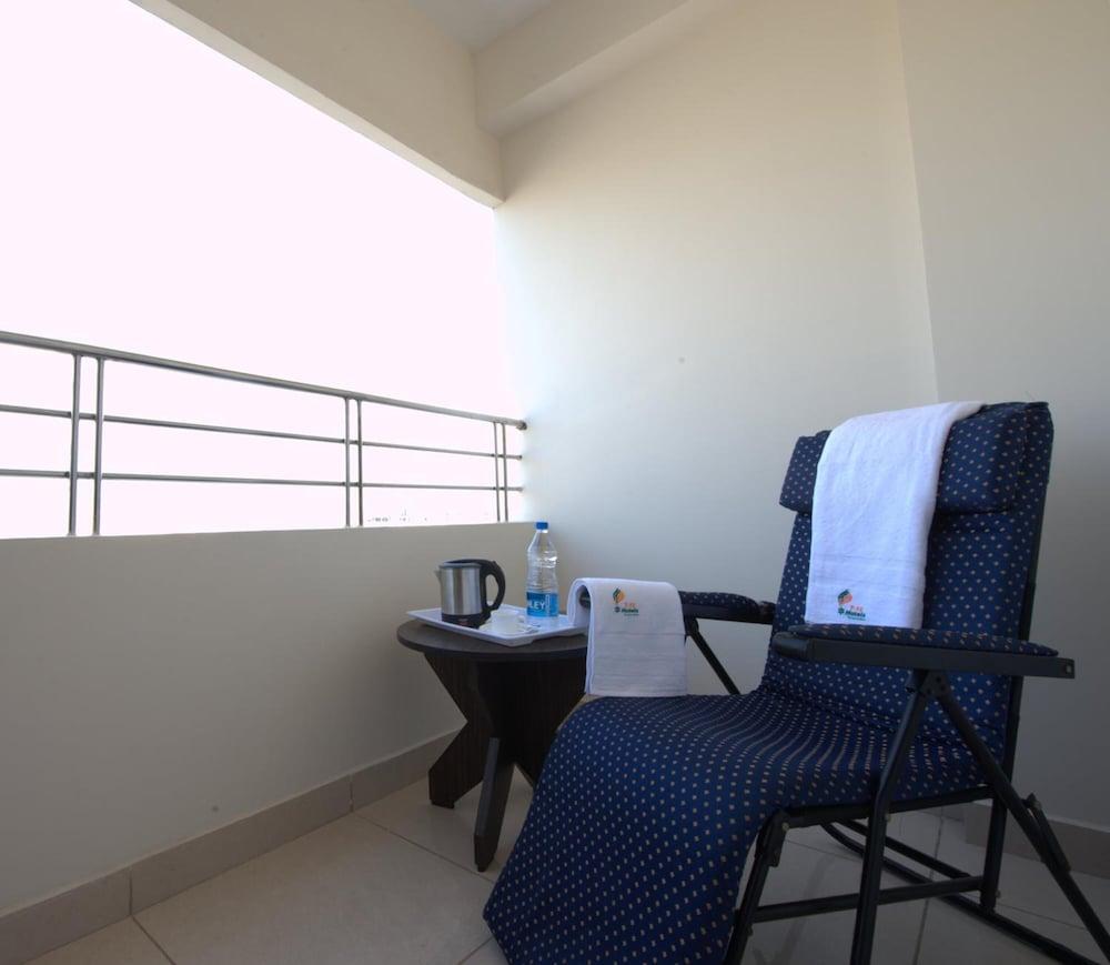 Plaza Hotel Trichy Tiruchirappalli Екстериор снимка