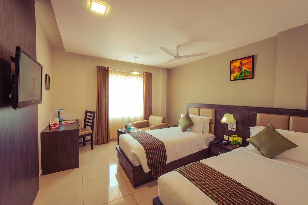 Plaza Hotel Trichy Tiruchirappalli Стая снимка