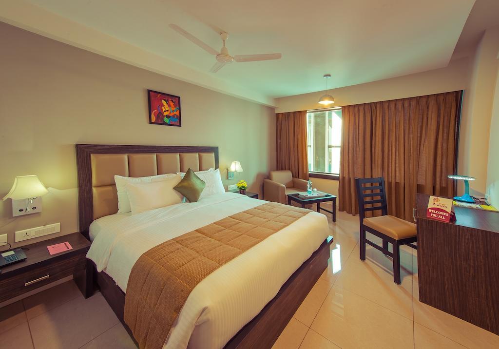 Plaza Hotel Trichy Tiruchirappalli Стая снимка
