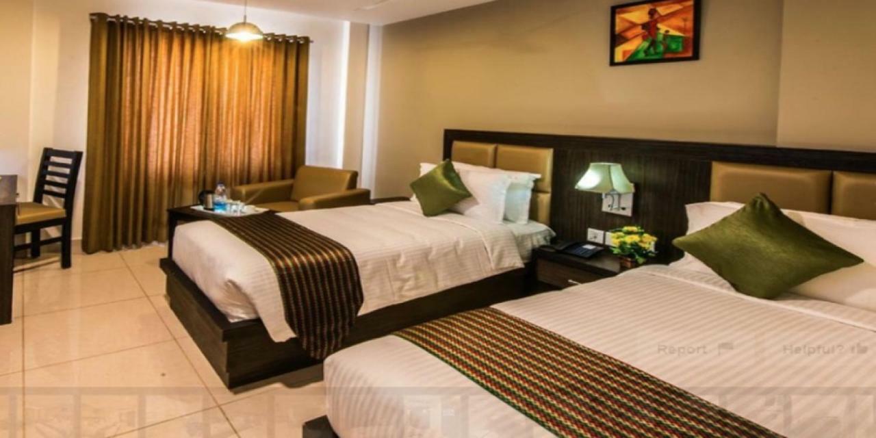Plaza Hotel Trichy Tiruchirappalli Екстериор снимка